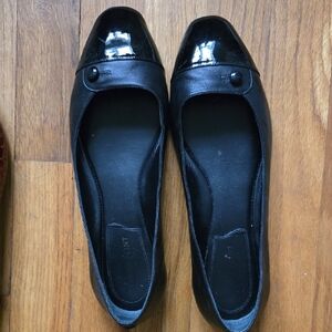 Elegant Black Women's Flats